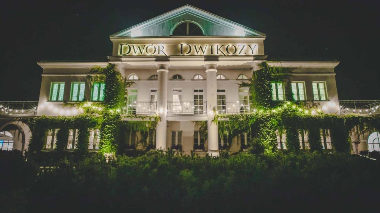 Dwor Dwikozy Hotel Exterior foto